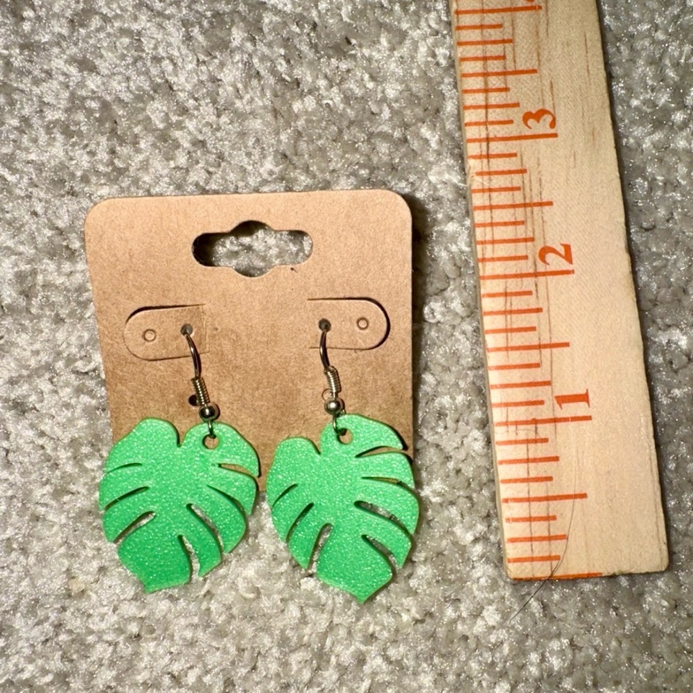 Very Cute Handmade 3D Printed Monstera Leaf Dangle Earrings with Silver Hooks